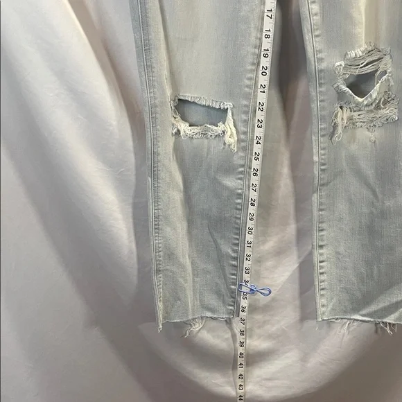 DL1961 Light Gray Boyfriend Jeans with Distressing